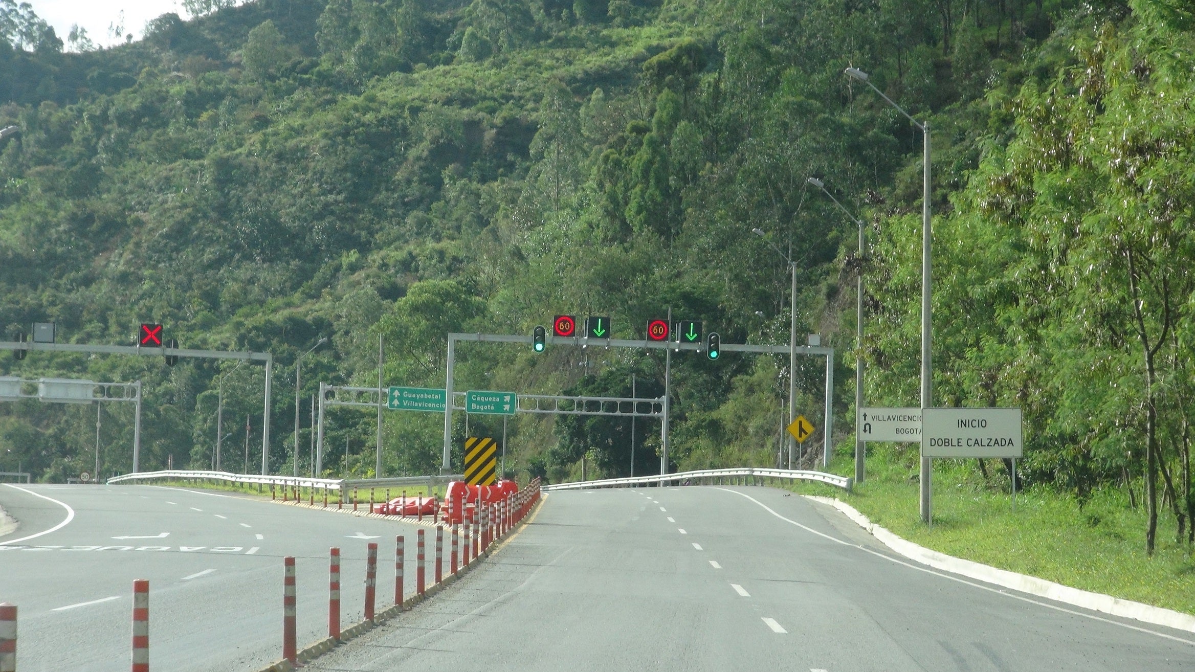 Señalización vía al Llano